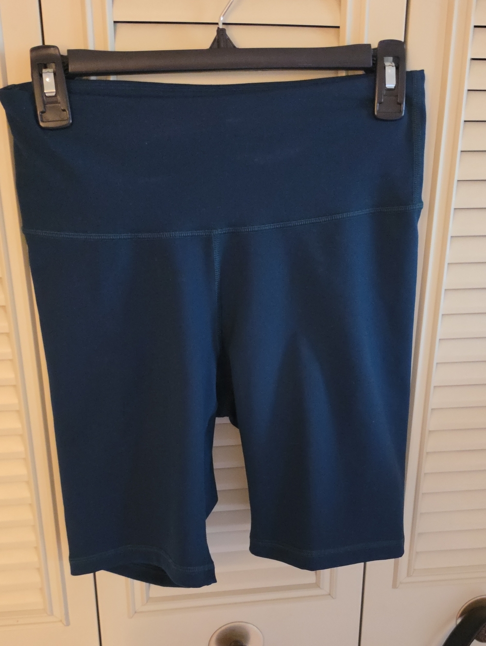Old Navy Women's High-Rise Bike Shorts — Teal Navy MED